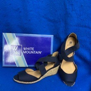 White Mountain Dress Shoe